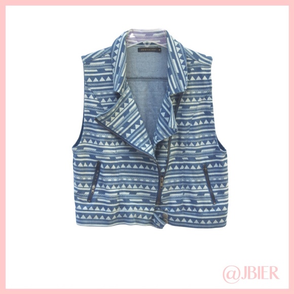 Kiwi Tucker Printed Vest - Picture 1 of 5